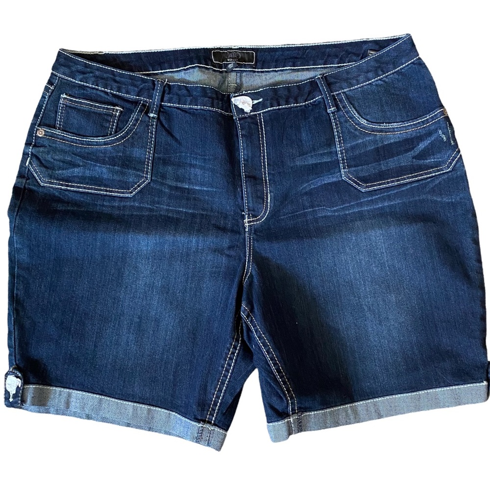 Women’s Cato Embroidered Pockets Jean Shorts Blue Size 22W